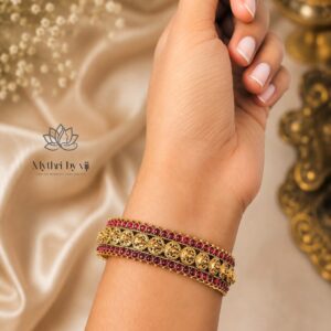 Padma Antique Bangle