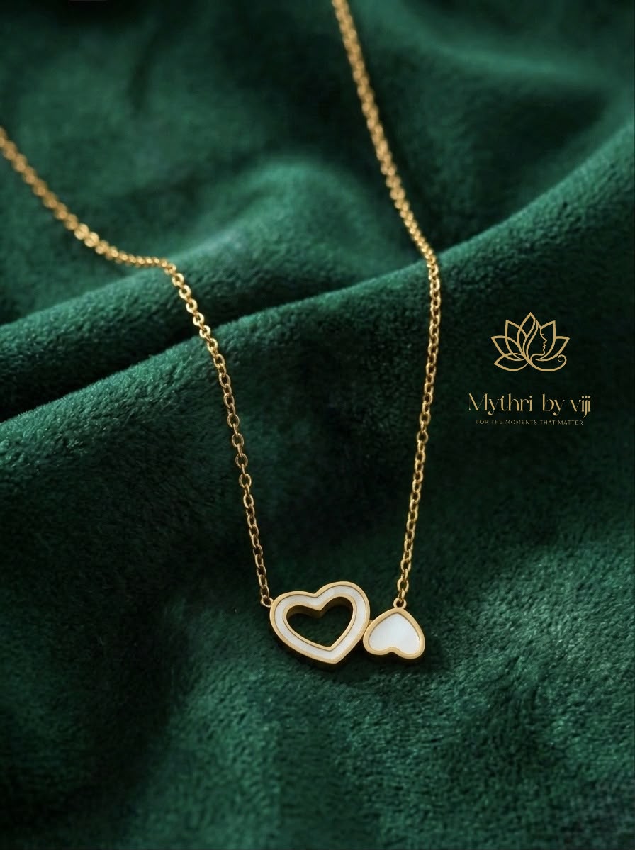 Amora Twin Heart Chain