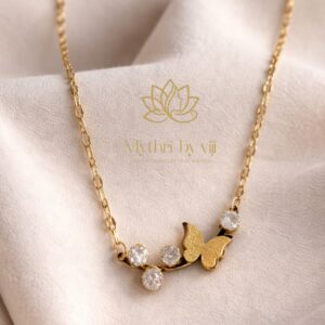 Butterfly Radiance Chain