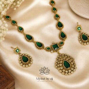 Emerald Teardrop Necklace