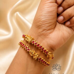 Vaidehi Ruby Bangles (For Pair)