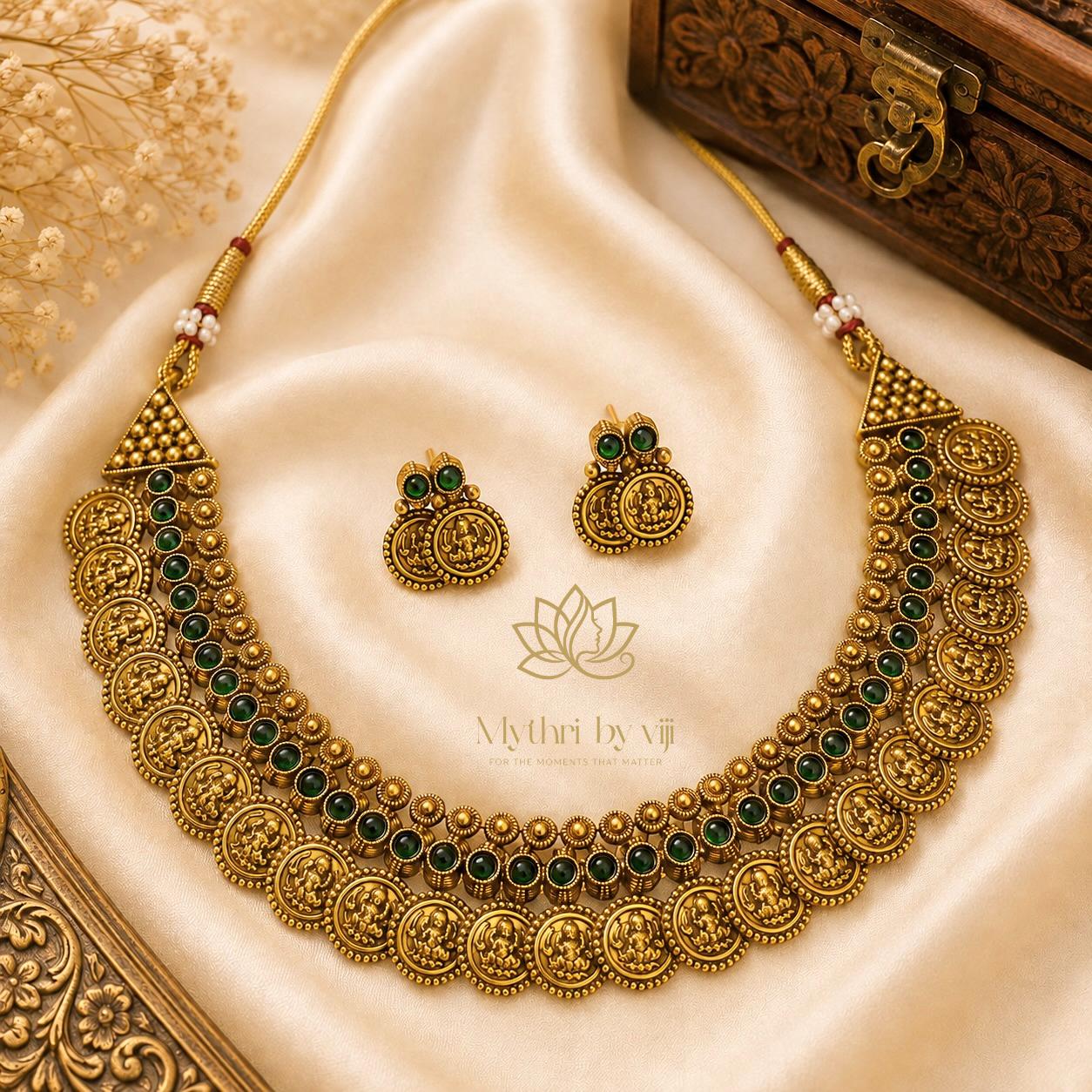 Kasumalika Necklace Set - Image 2