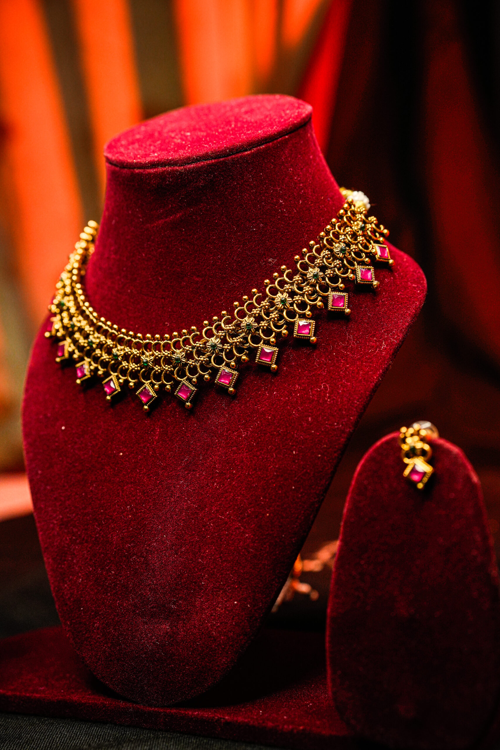 Rashmika Antique Necklace - Image 3