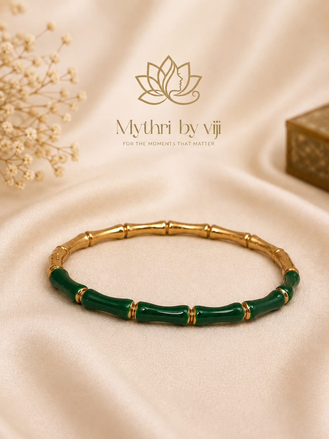 Emerald Bamboo Bangle - Regular Size