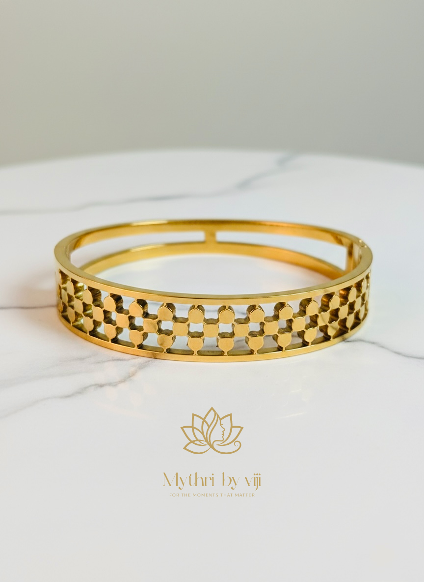 Golden Mesh Kada - Regular Size