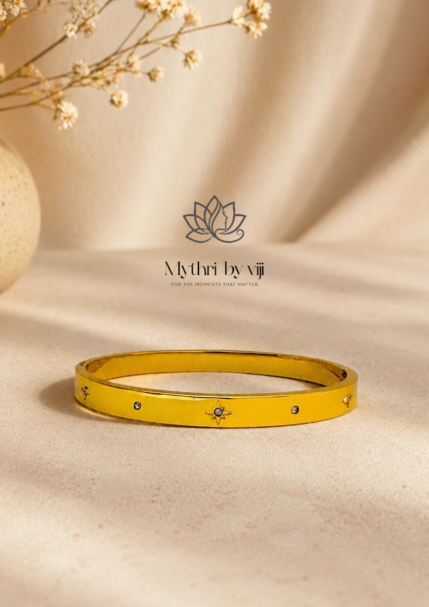 Golden Spark Bangle - Regular Size