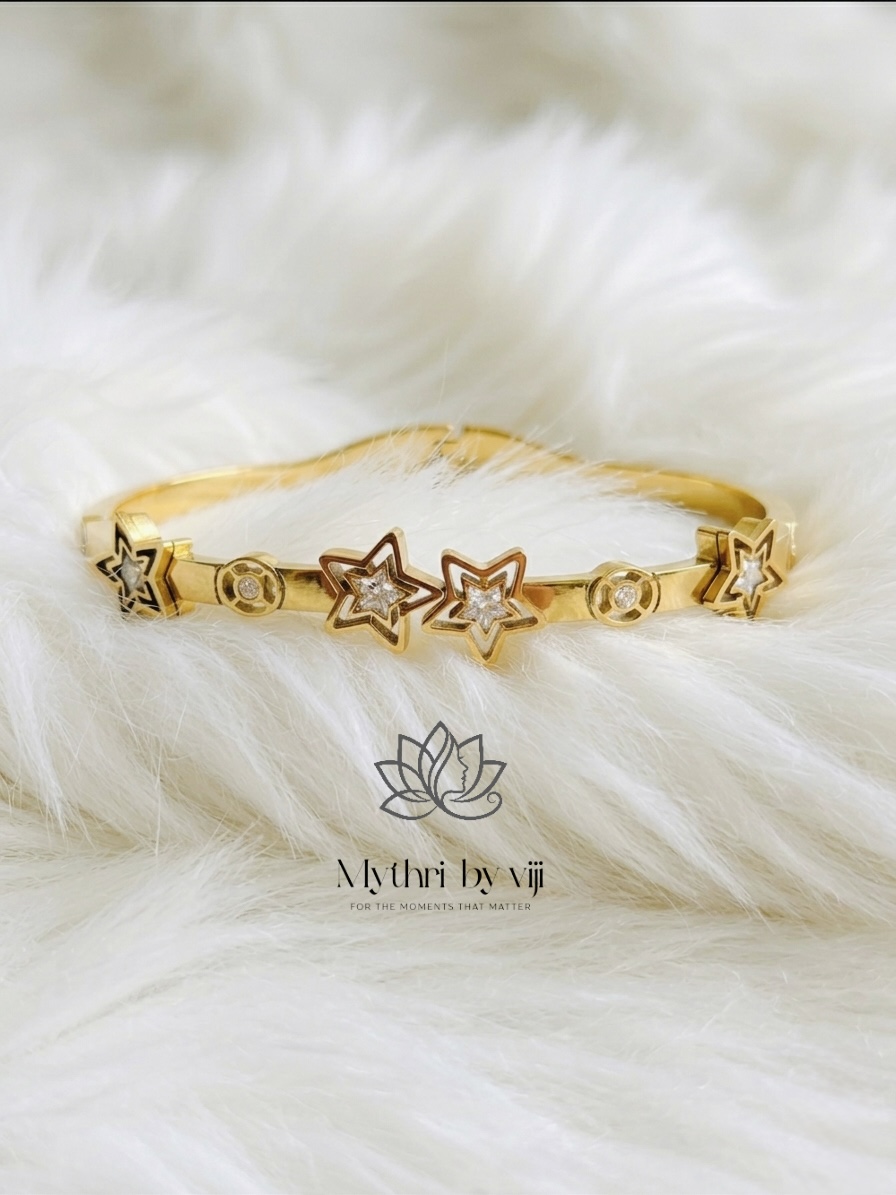 Stellar Charm Bangle - Regular Size