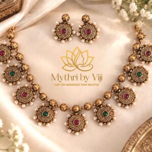 Ishani Floral Necklace